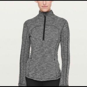 *NWT* Lululemon “Run Briskly Half Zip”, size 4